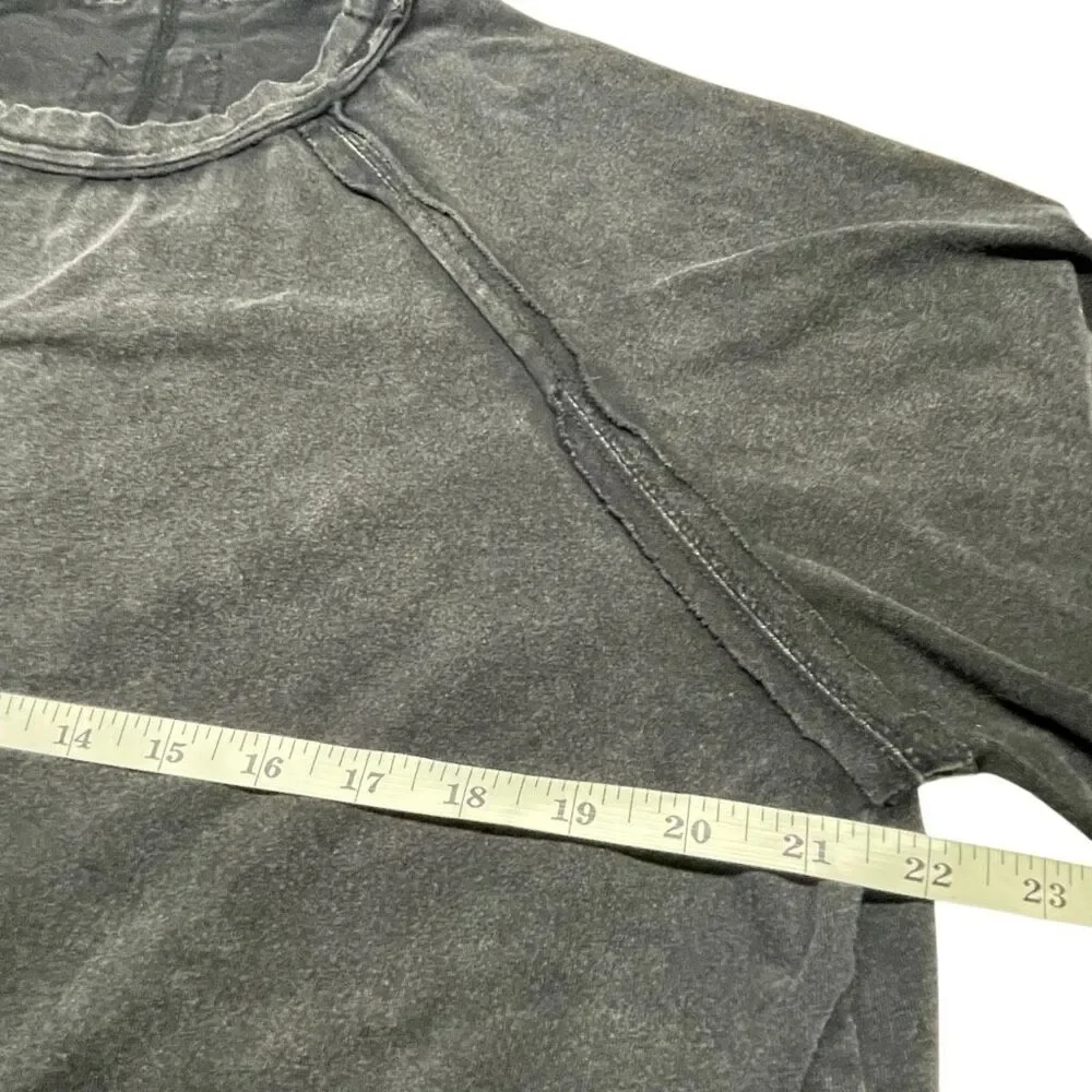 Bohemela Dark Gray Stonewashed Raglan Exposed Seam Tee N0574